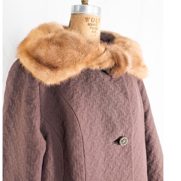 Vintage 60s Brown Wool Overcoat, Textured Coat Mink Fur Collar Glam Old Money, M - Picture 2 of 11
